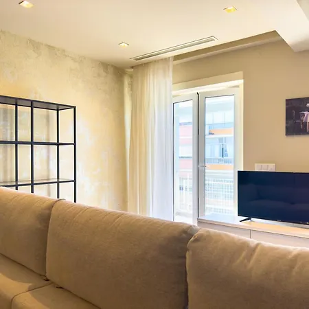 Apartment Lu Cordeiro Lisbon