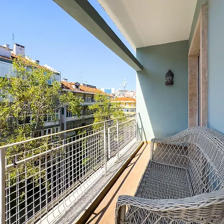 Apartment Lu Cordeiro Lisbon