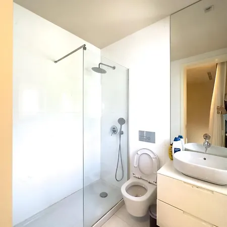 Apartment Lu Cordeiro Lisbon